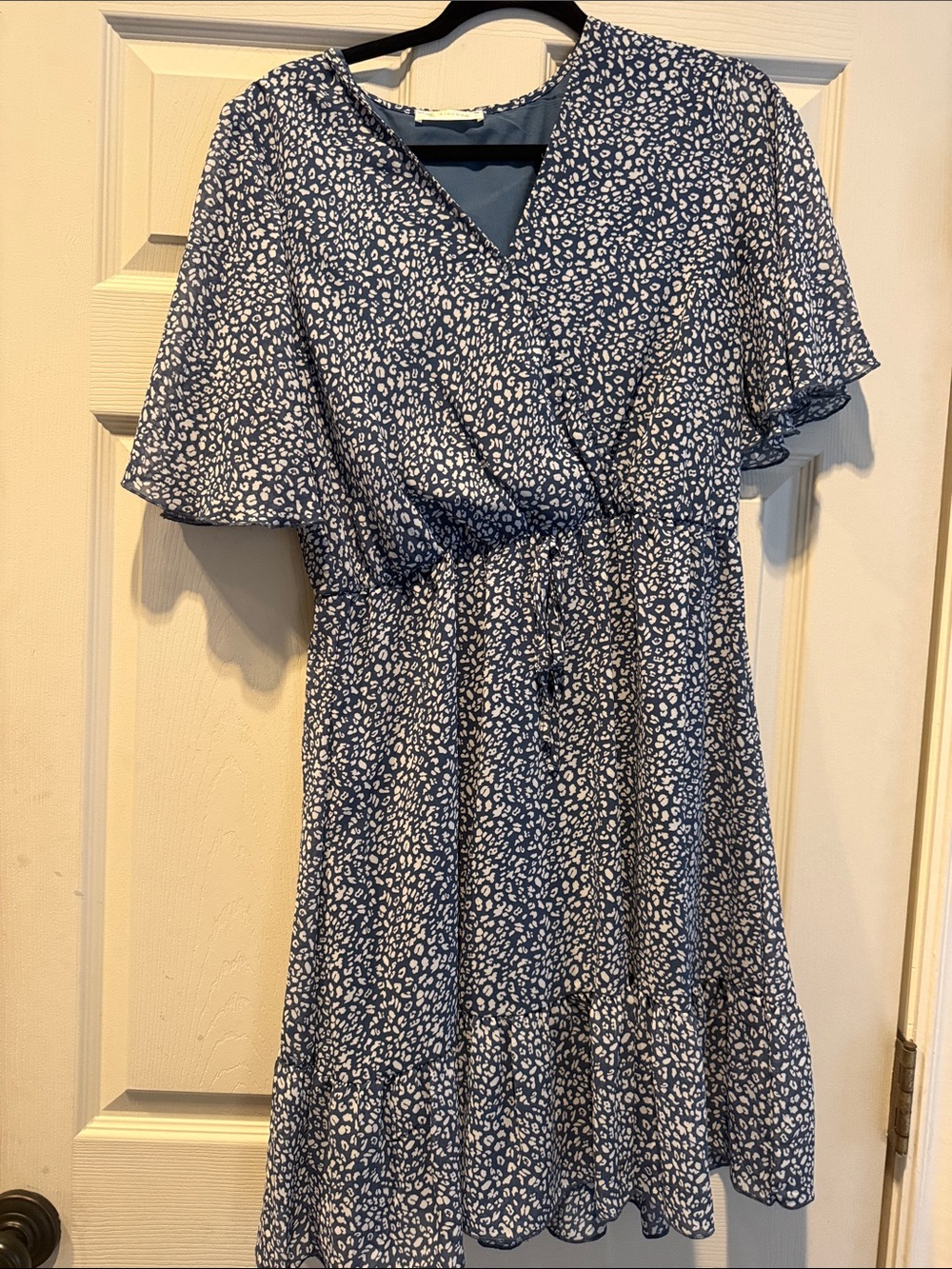 Women's Blue Printed Mini Dress with Flutter Sleeves